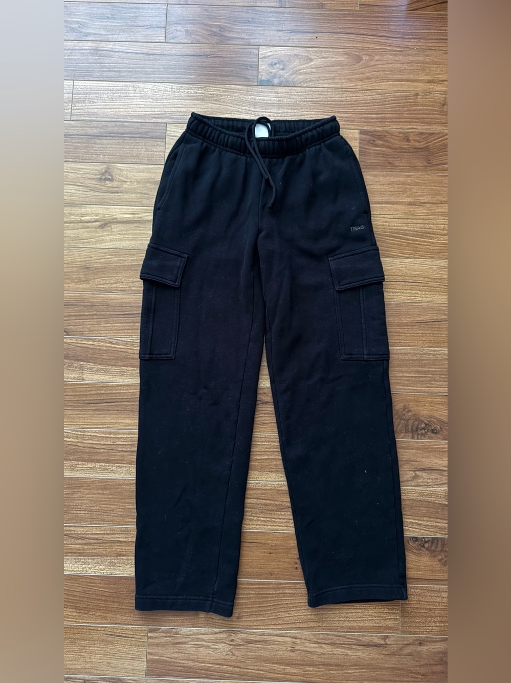 TNA Aritzia Cozy Fleece Mega Cargo™ Sweatpants - Black - Size 2XS